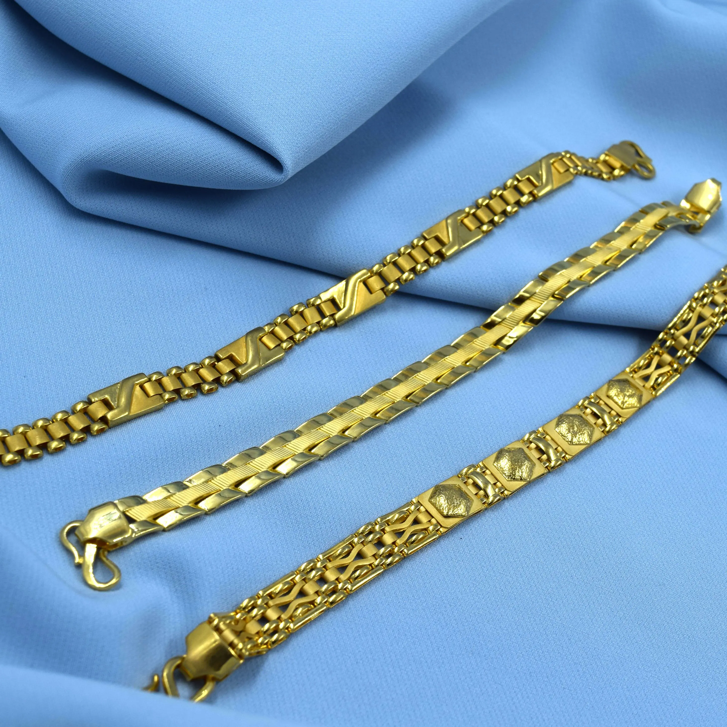 Bracelet 17