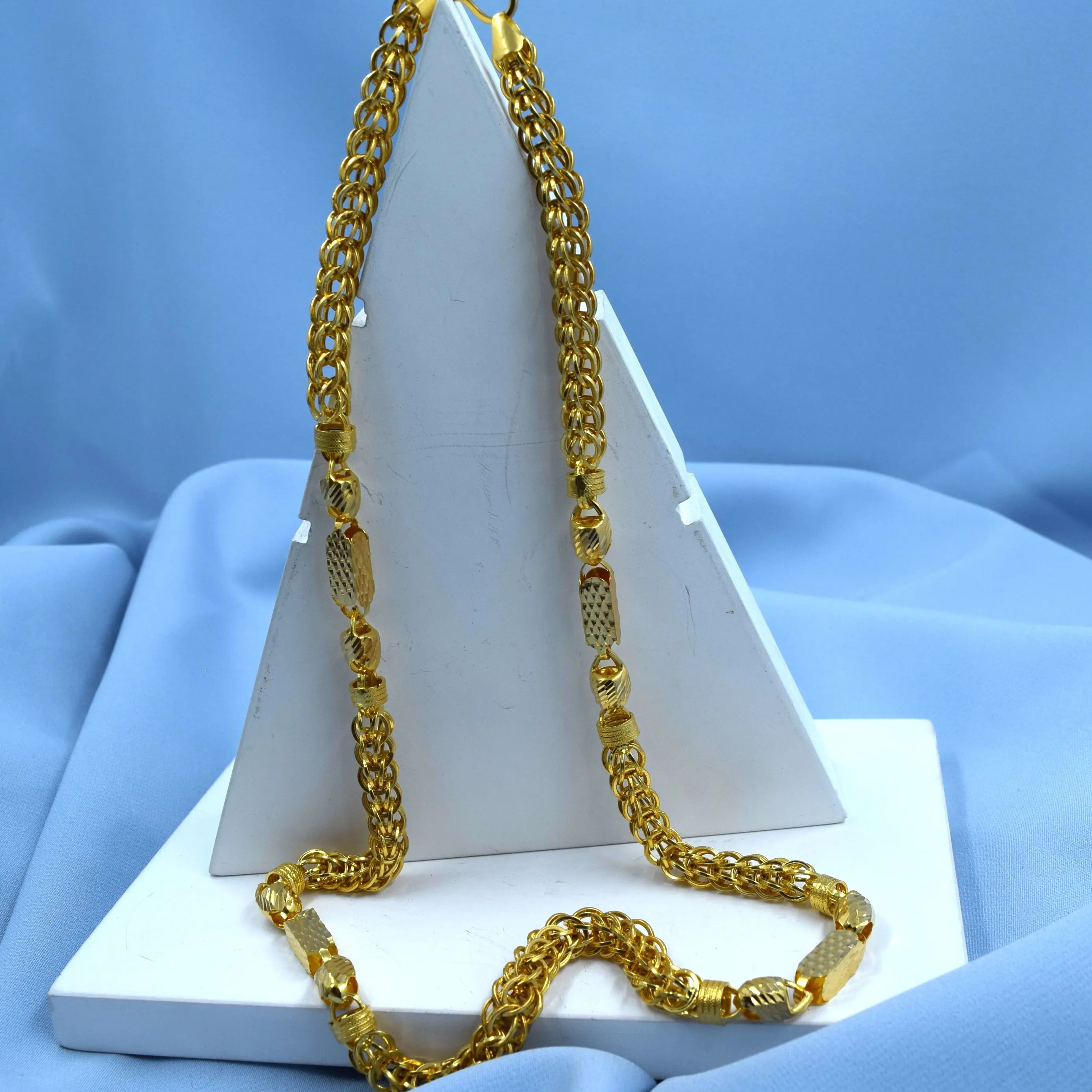 Chain 37