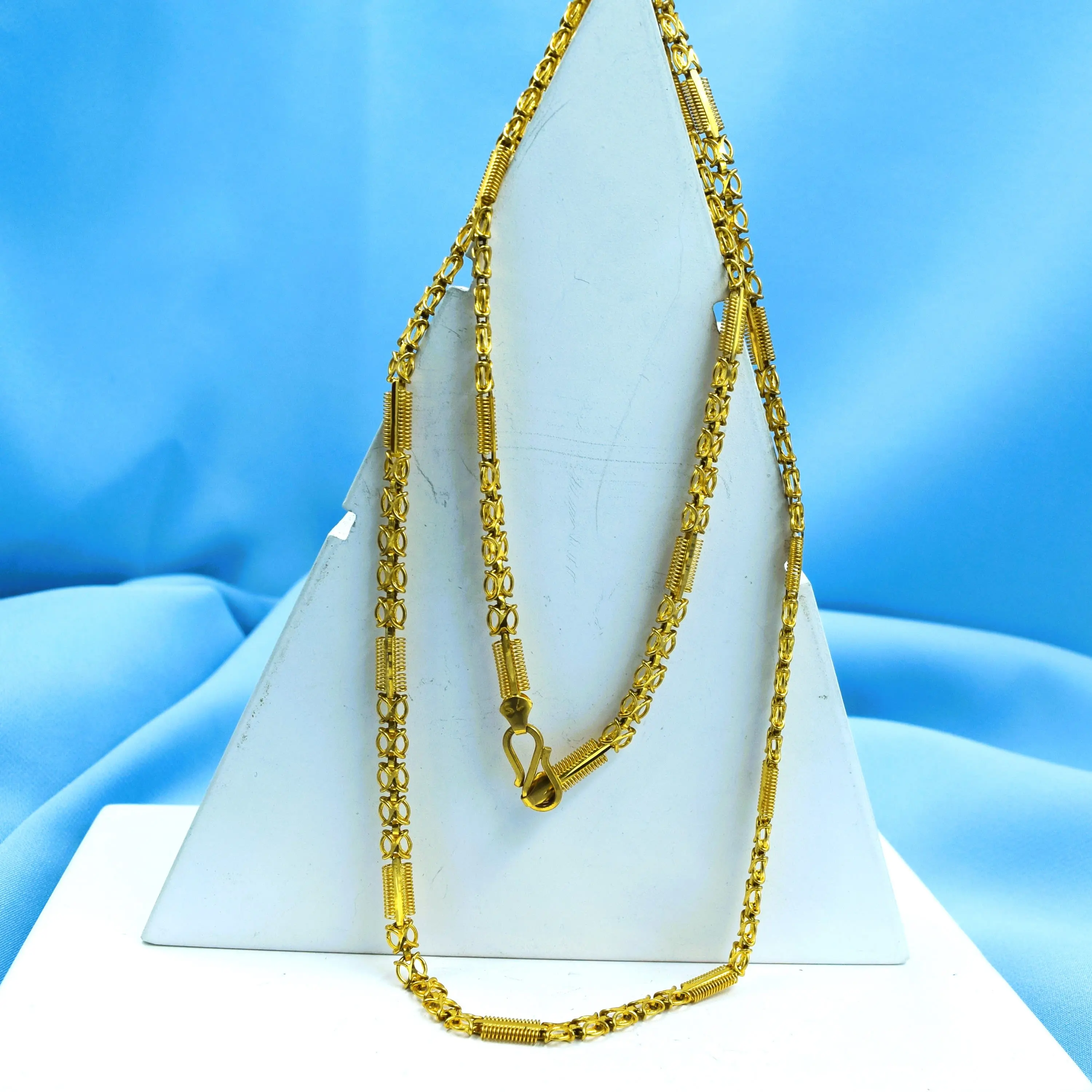 Chain 64