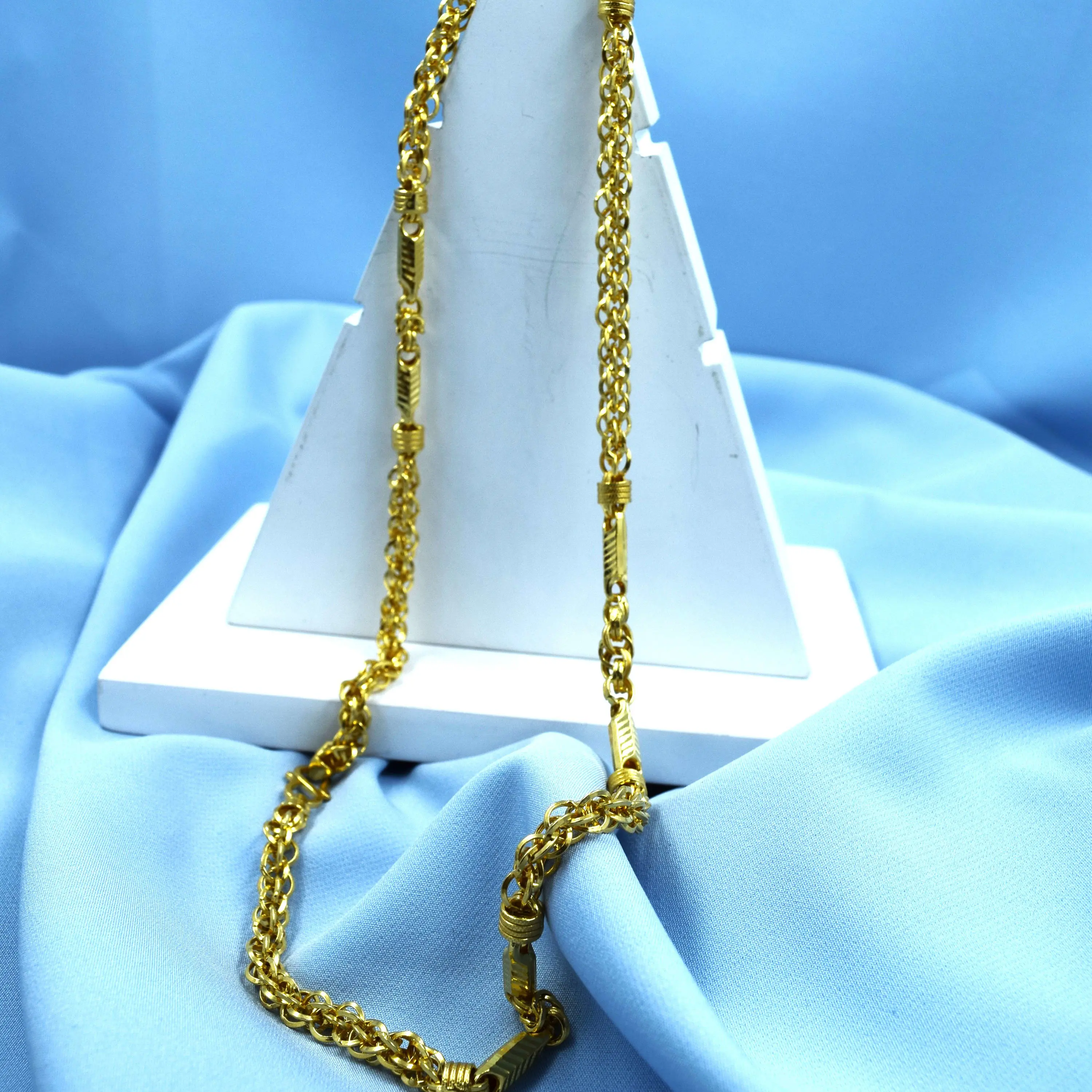 Chain 15