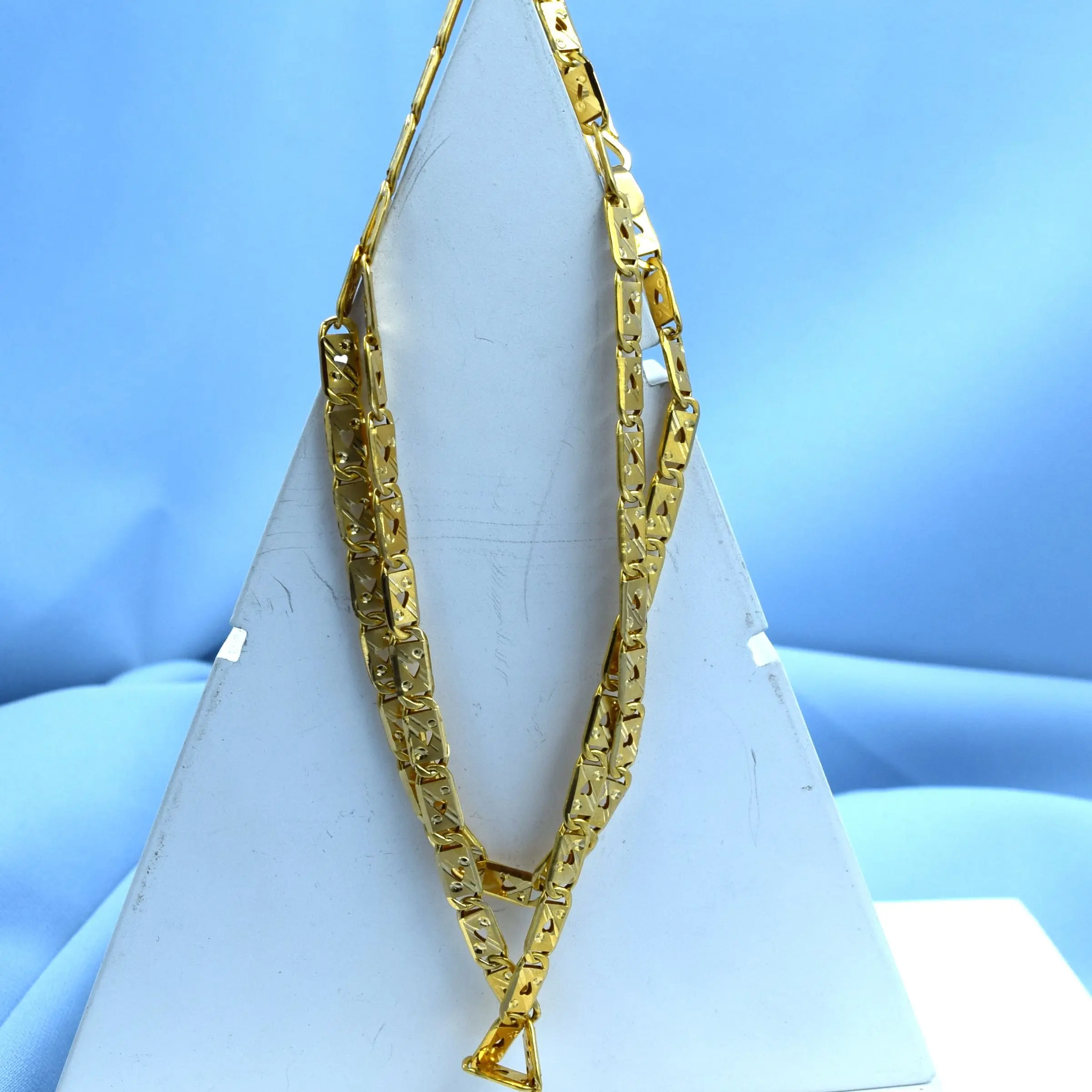 Chain 52