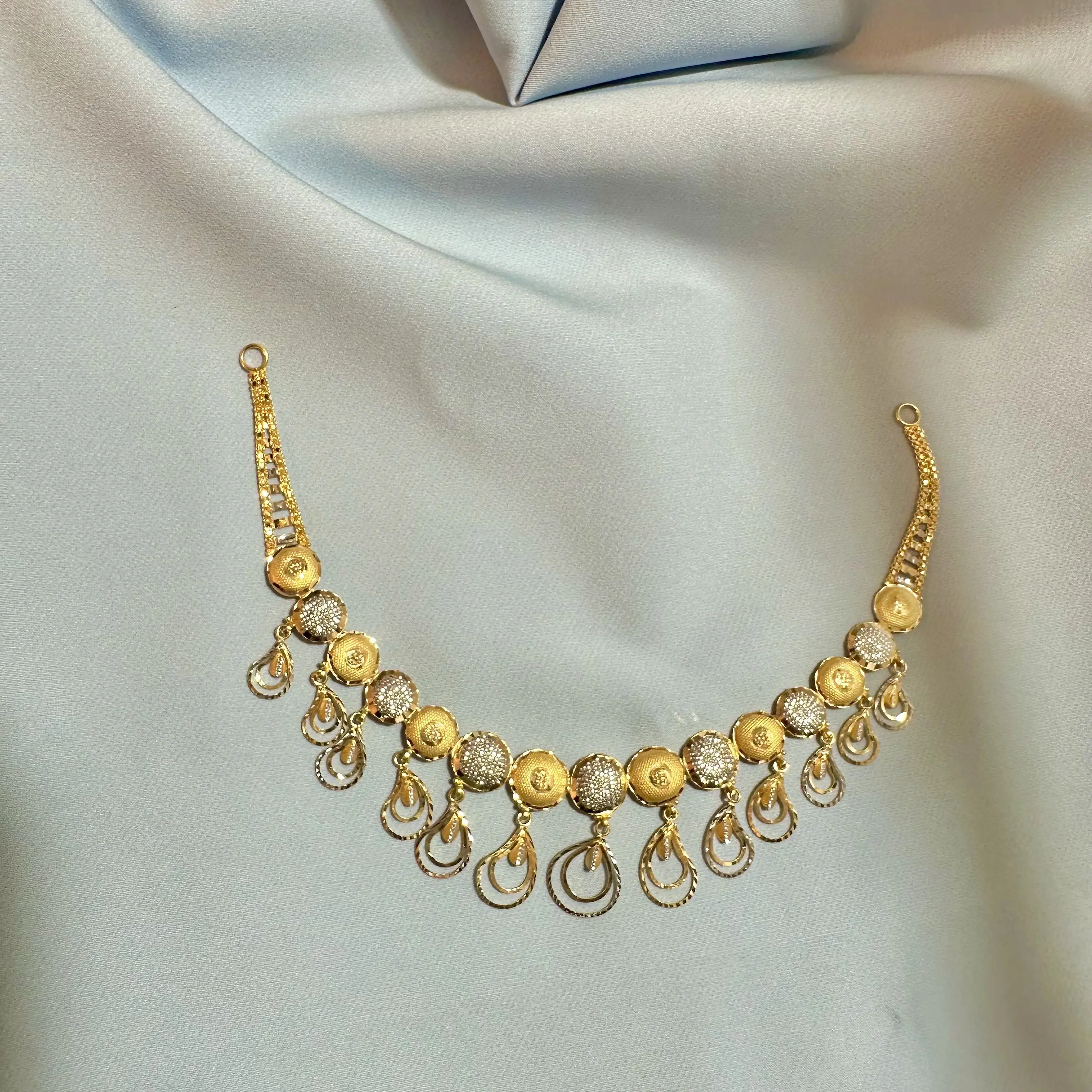 Bombay Set