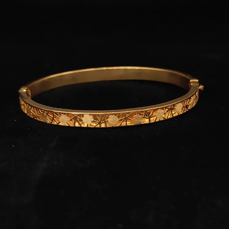 Ladies Kada