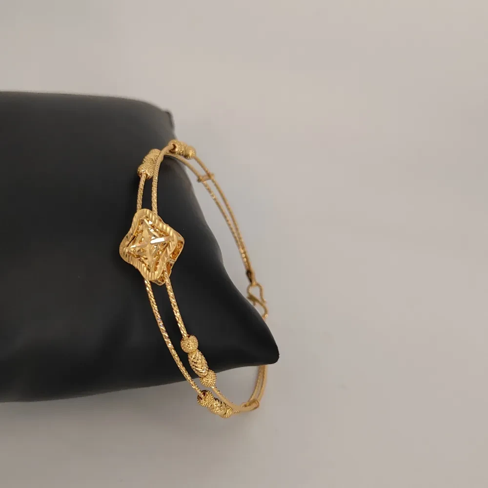 Ladies Kada