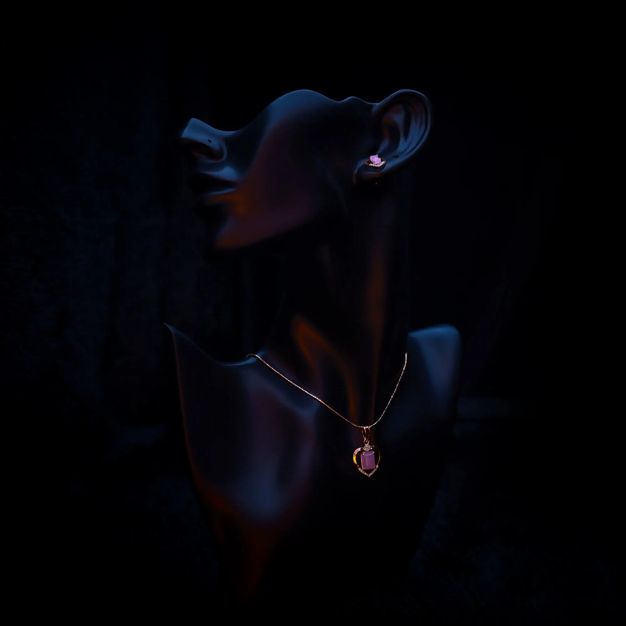 Rosegold Chain With Ear-rings