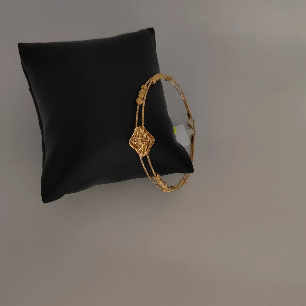 Ladies Kada