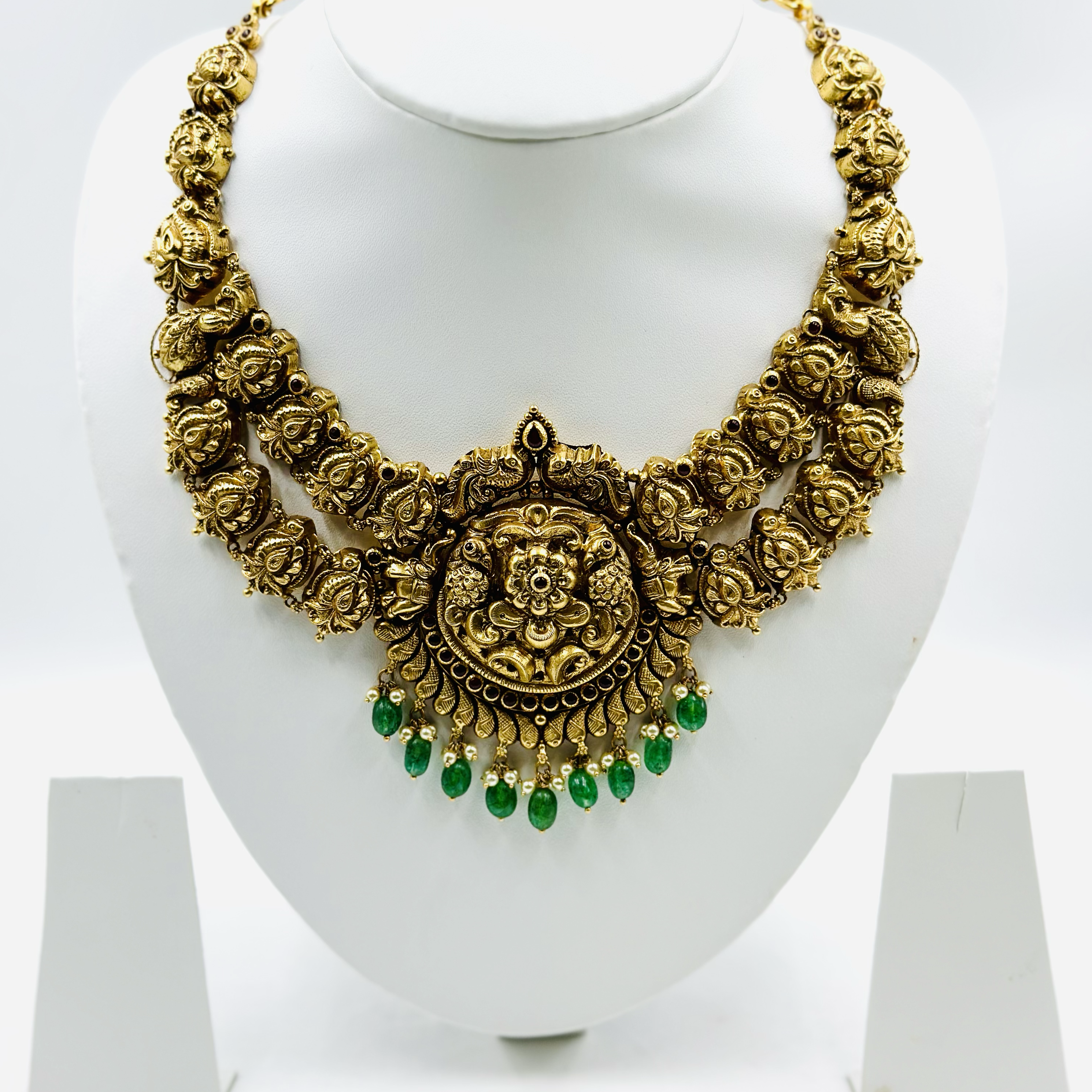 Neckalce