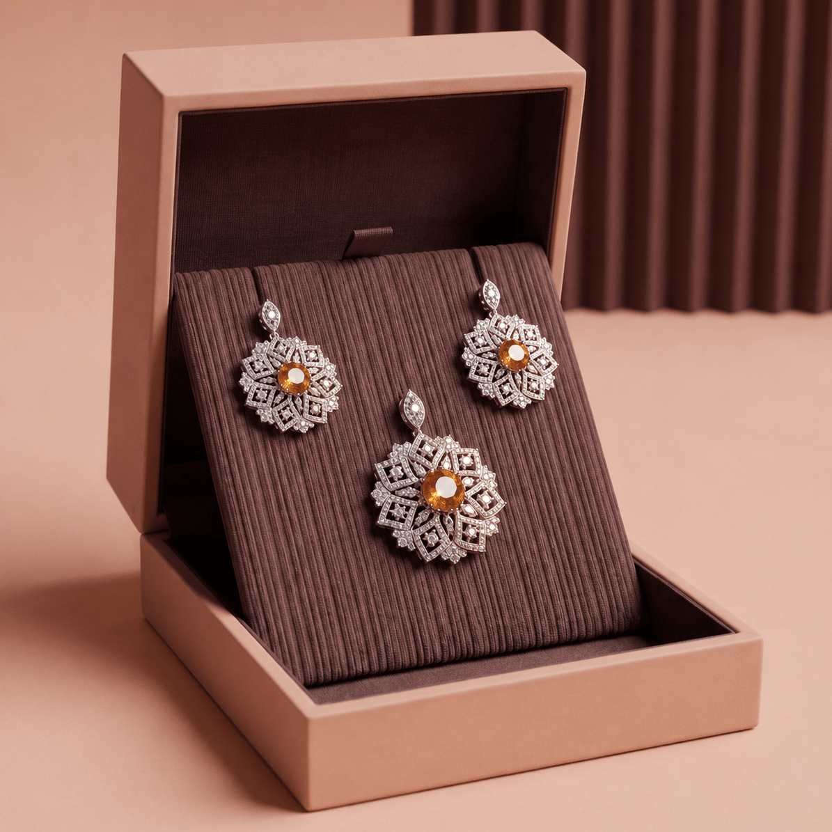 Women's Pendant Set