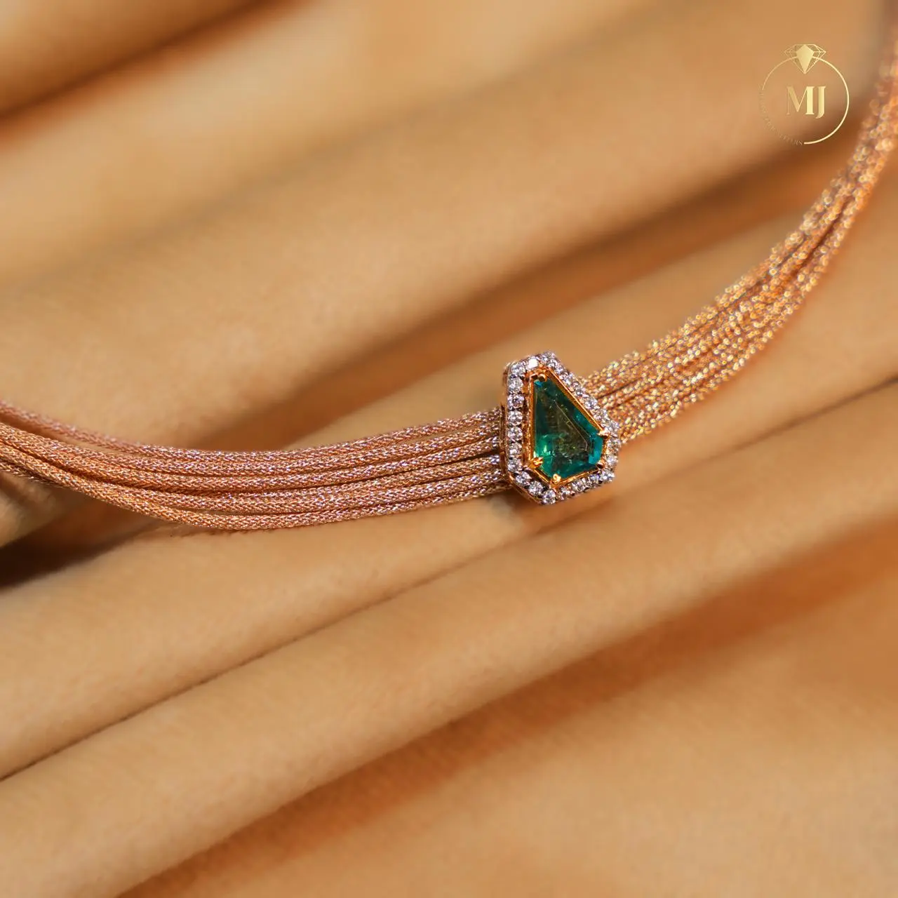 Women's Choker 18k