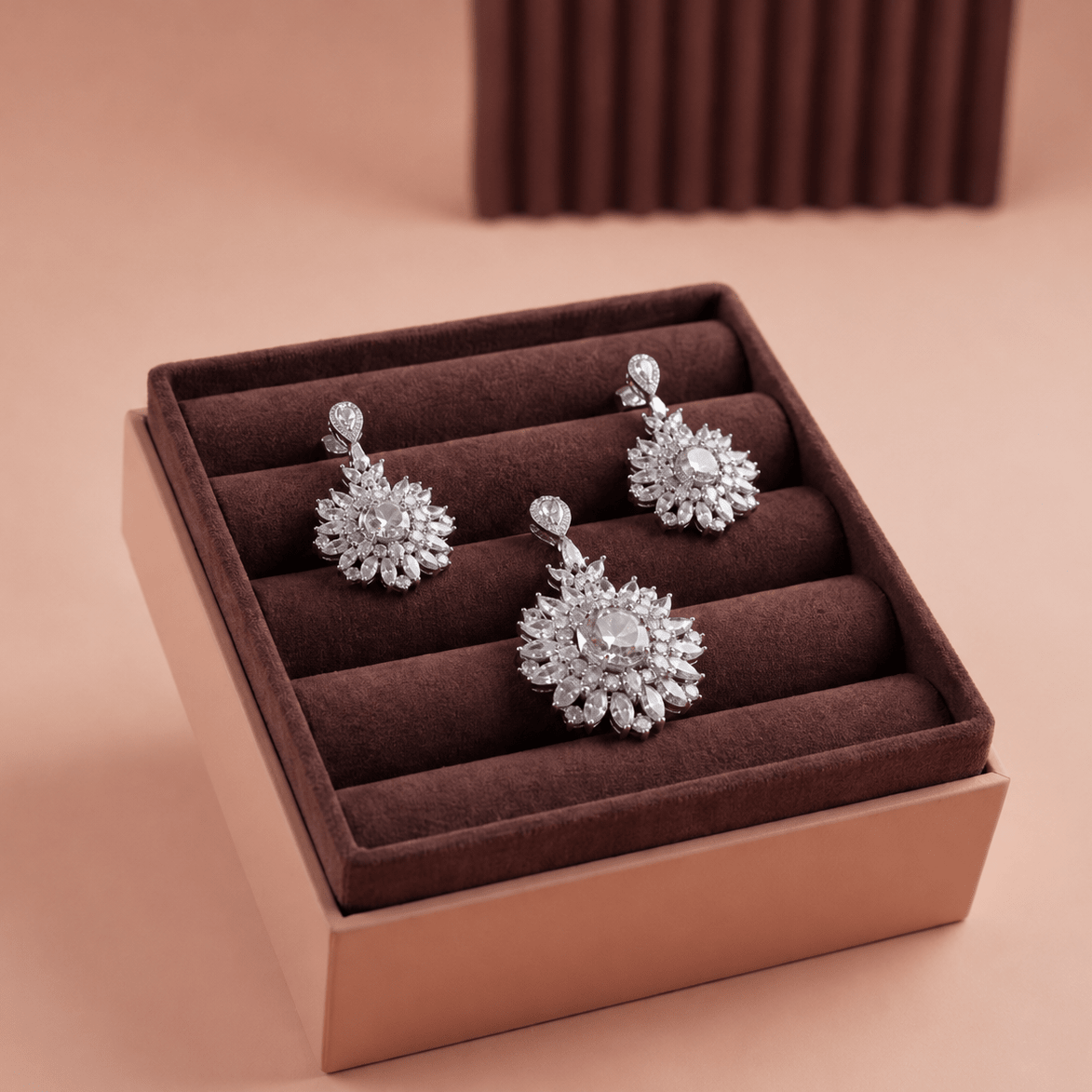 Etoile Pendant Set