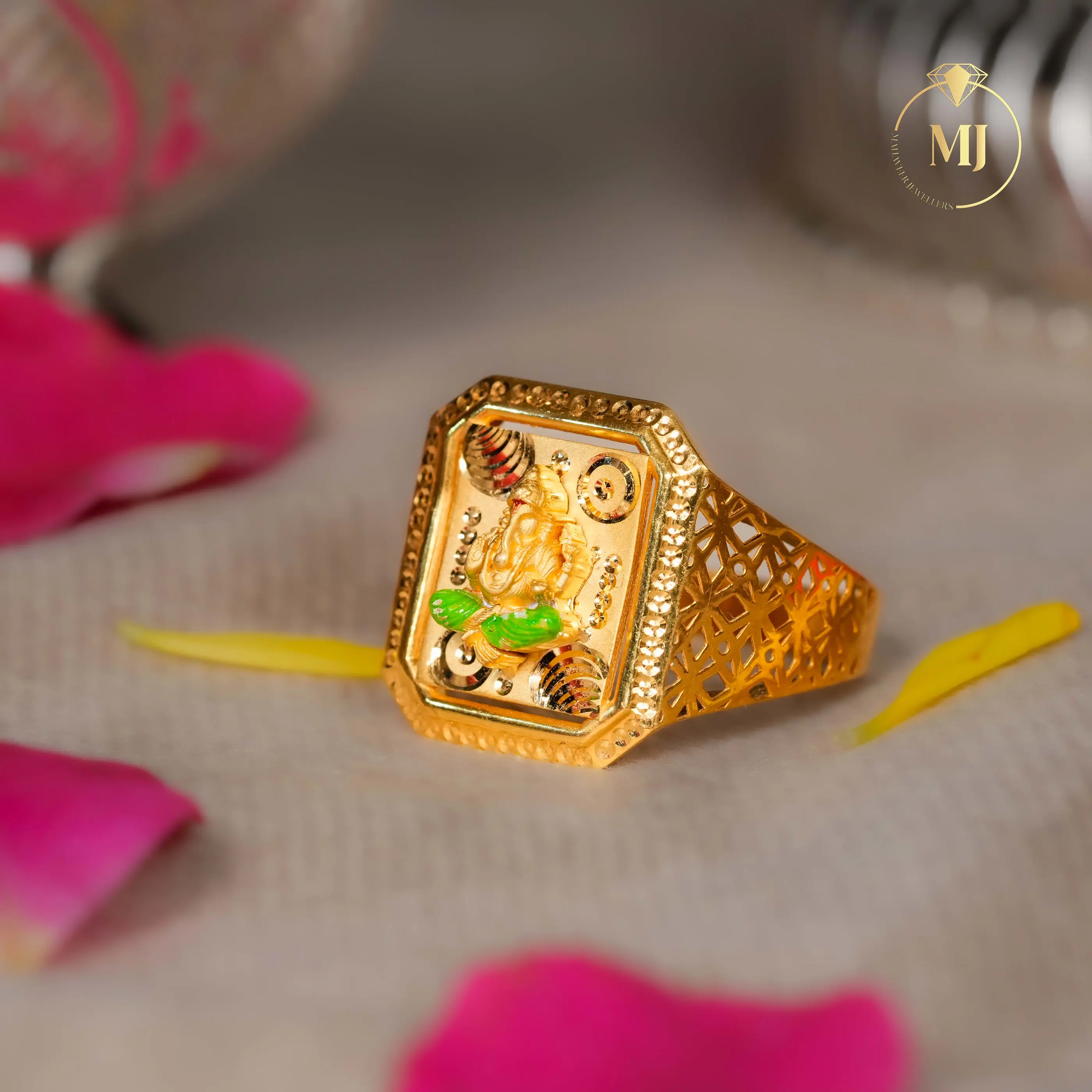 Beautiful Shree Ganesha Mens Ring