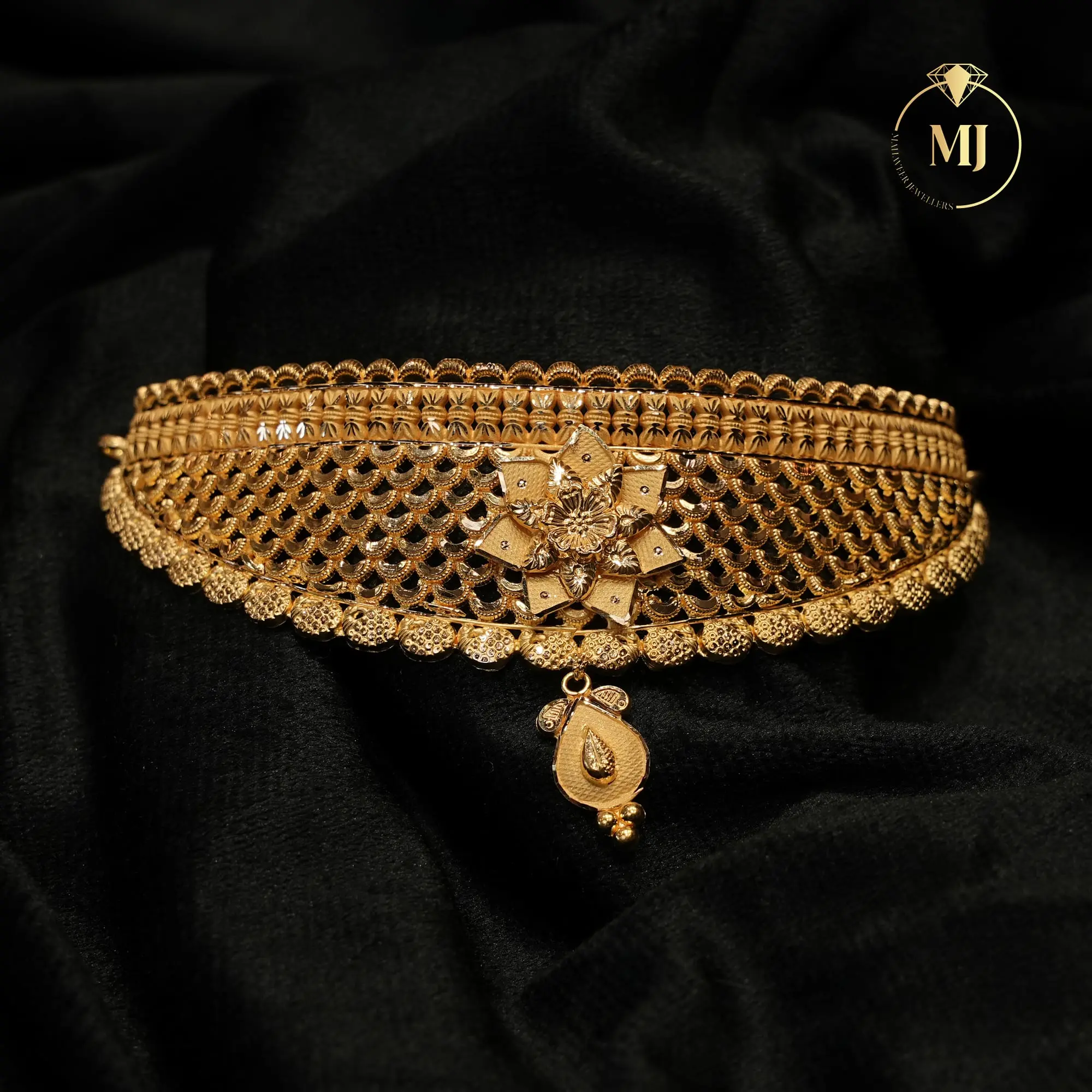 Lotus Gleam Heritage Choker