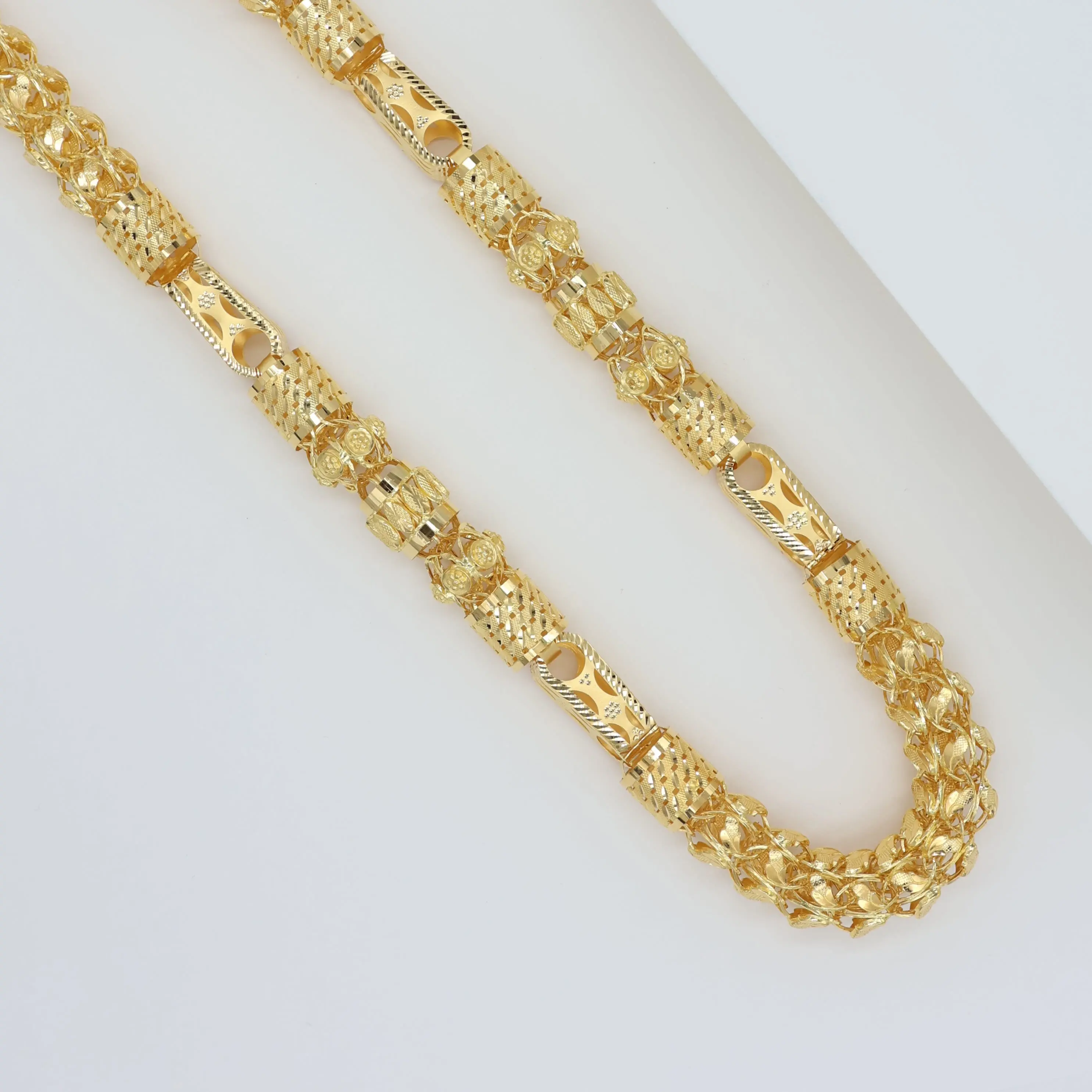 Indo Hollow Chain