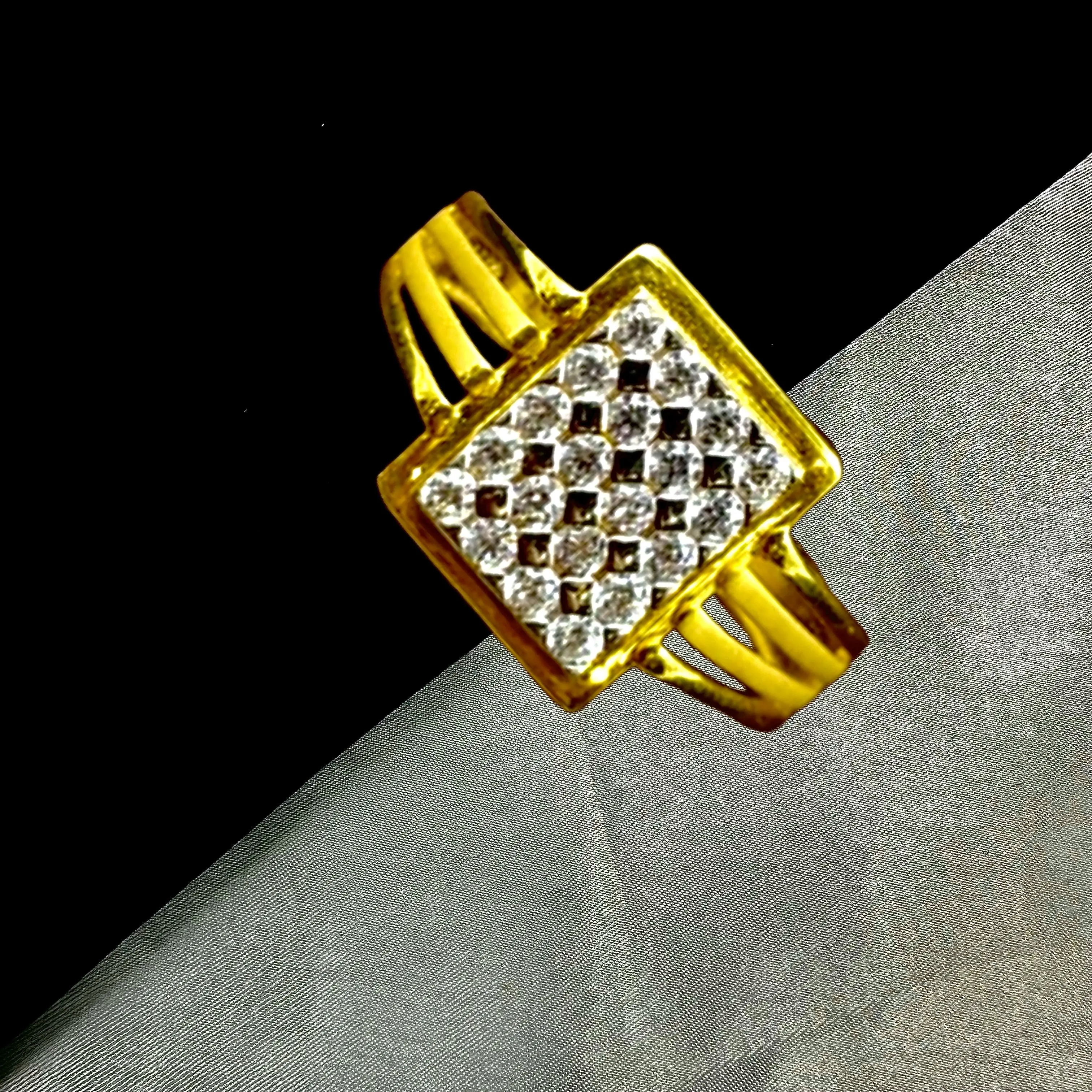 Finger Ring