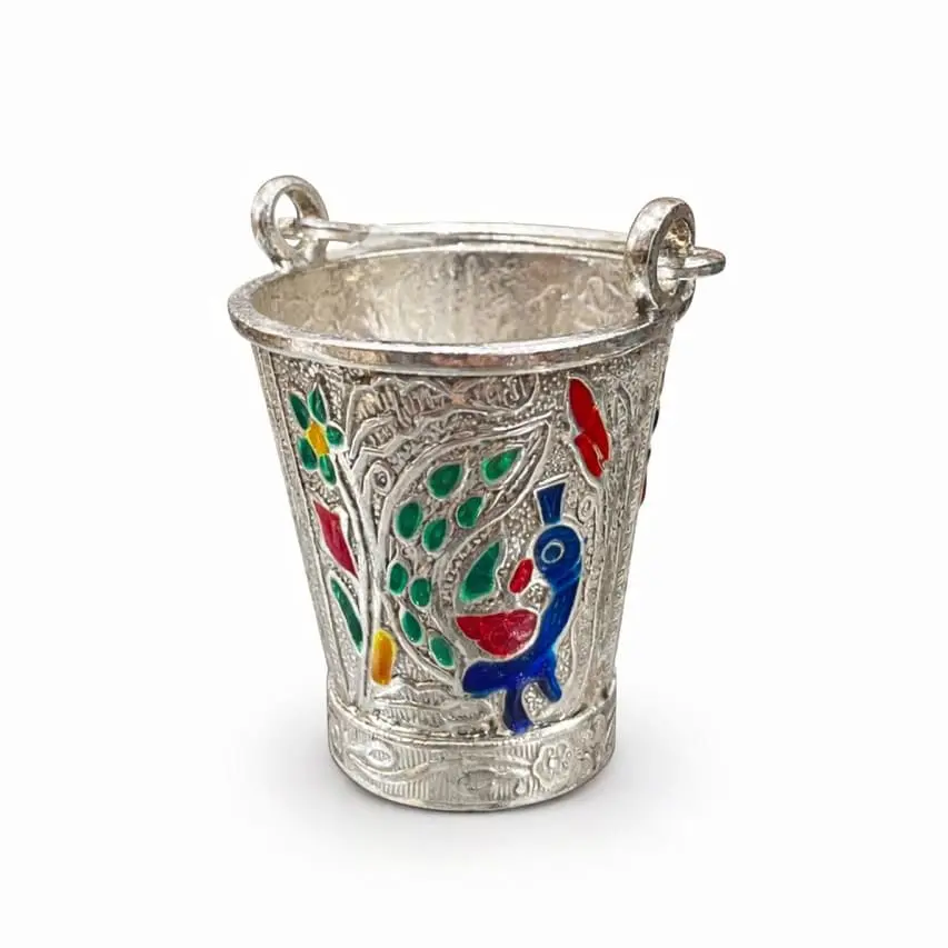 SILVER BUCKET