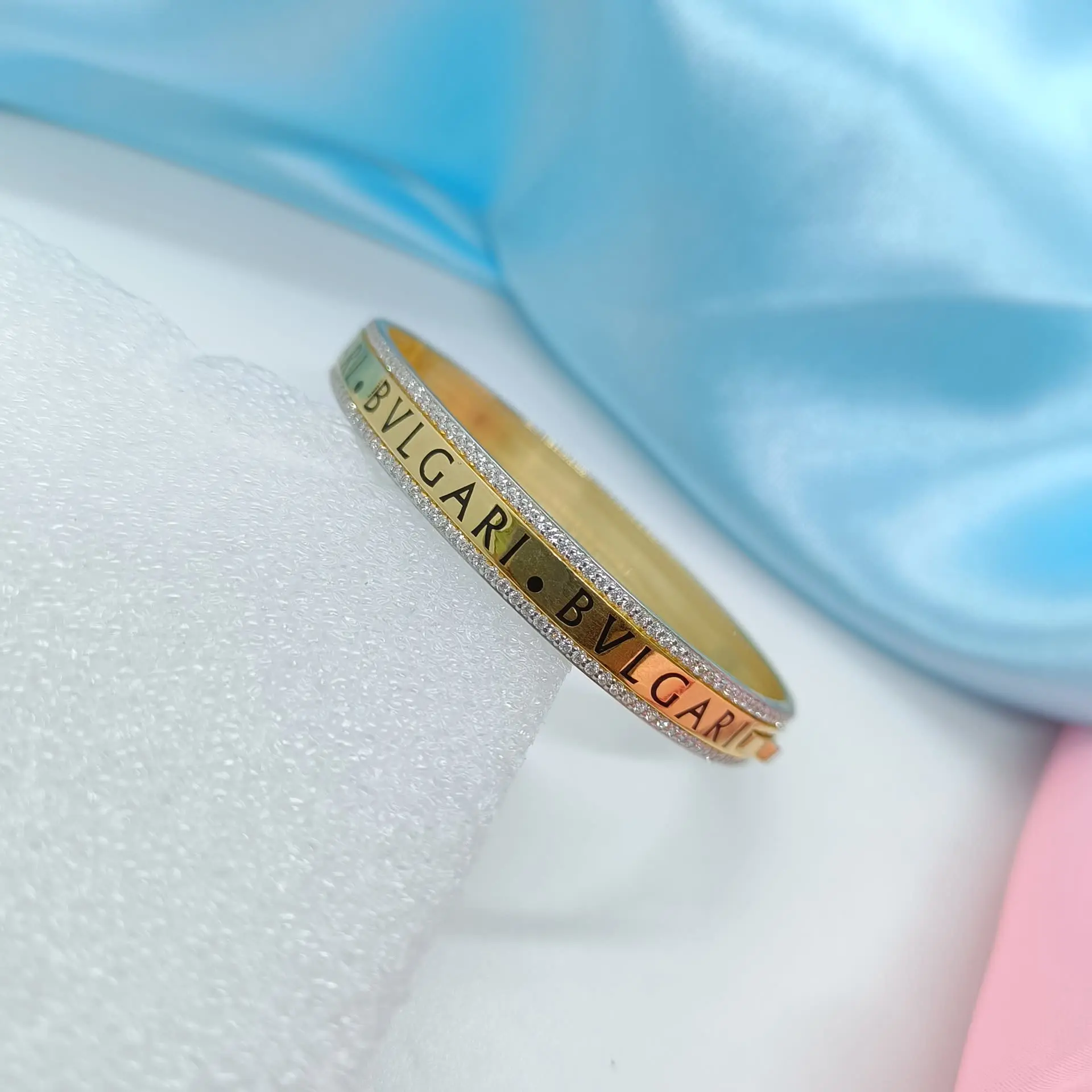 Italian Kada
