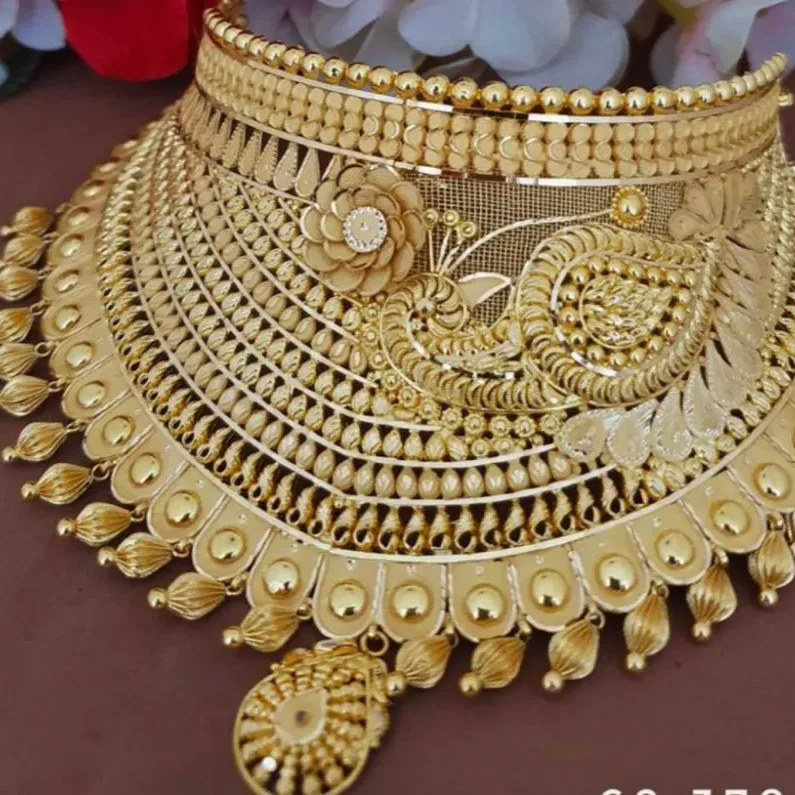 Plain Calcutta Choker