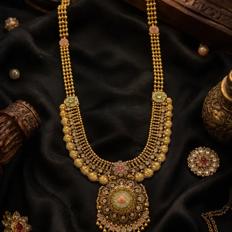 Regal Rosette Heritage Haram