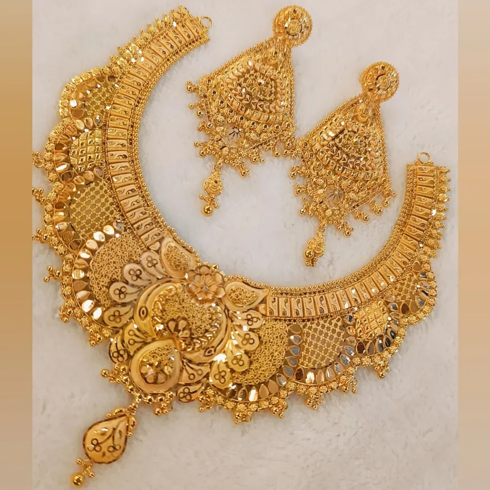 Plain Necklace