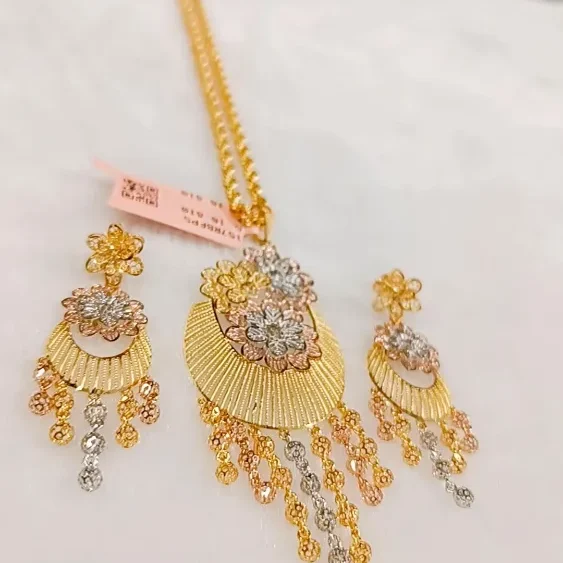 Rose Gold Pendant Set