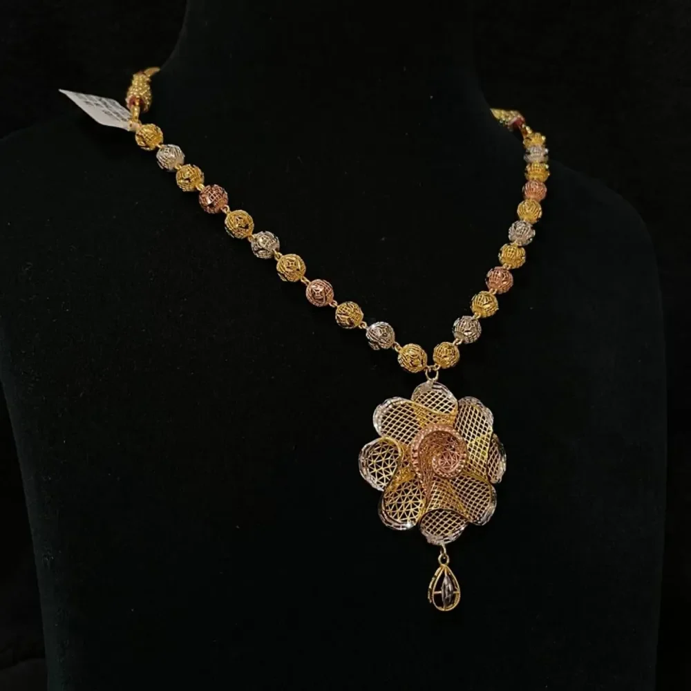 Floral Rosegold Necklace