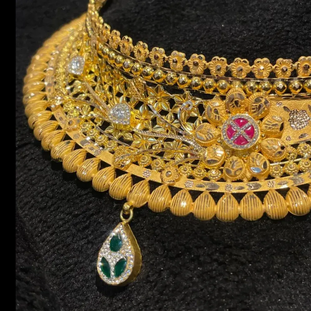 Antique Kundan Chokar