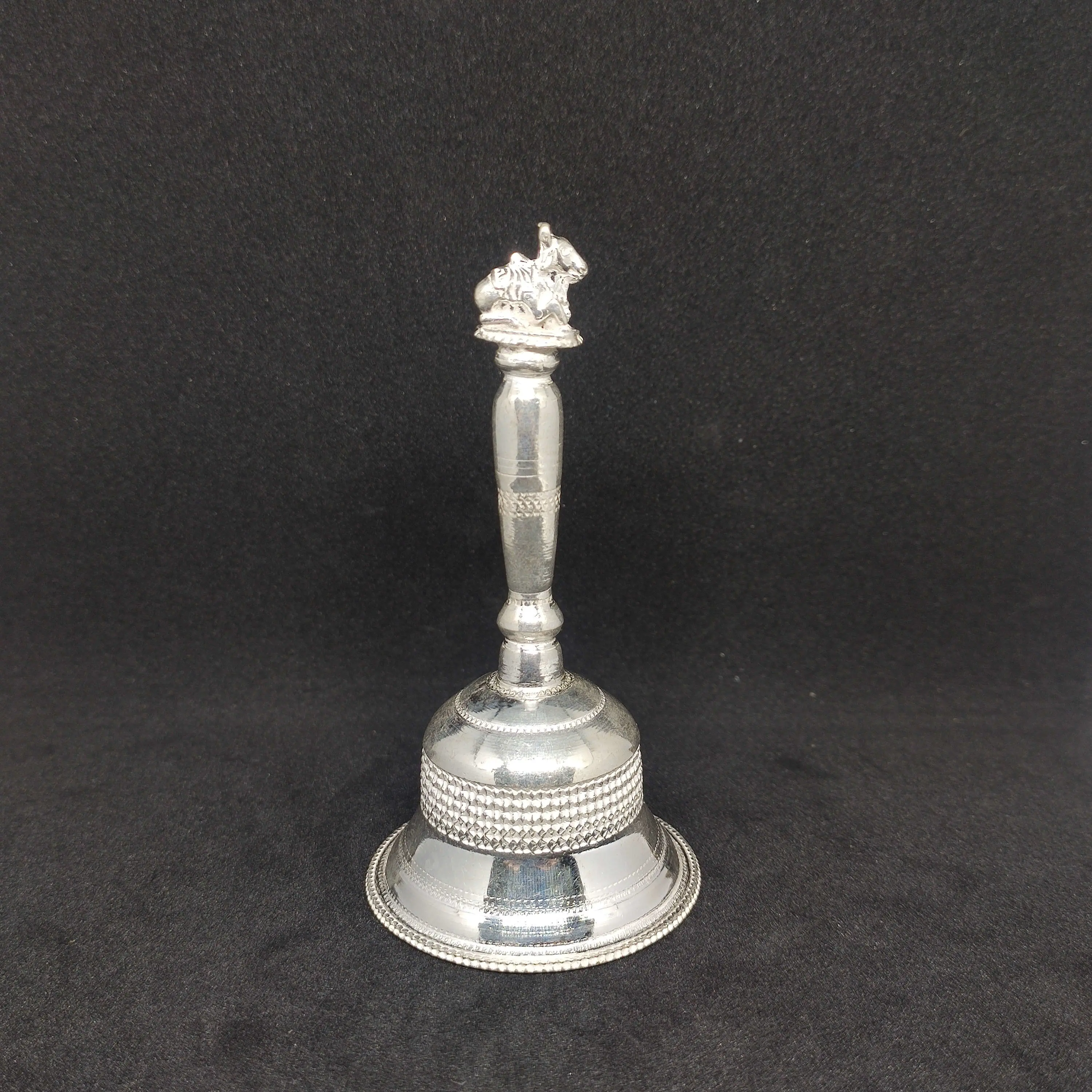 Nandi Bell