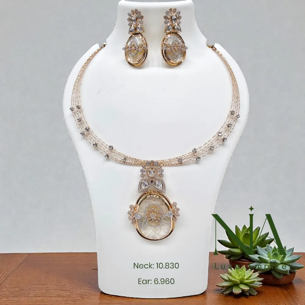 Rose gold necklace 157