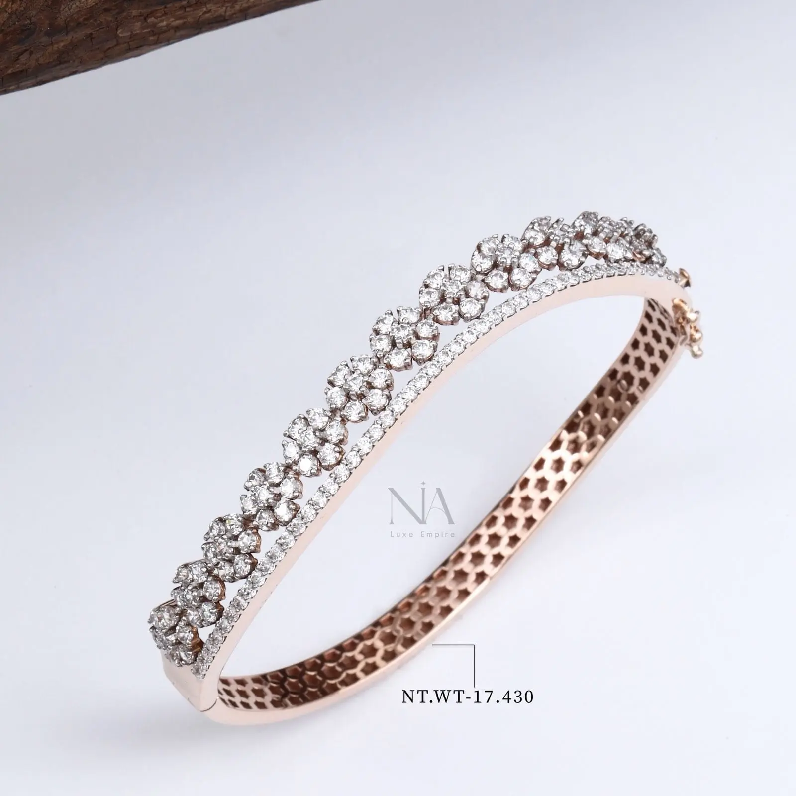 Ladies Kada 27