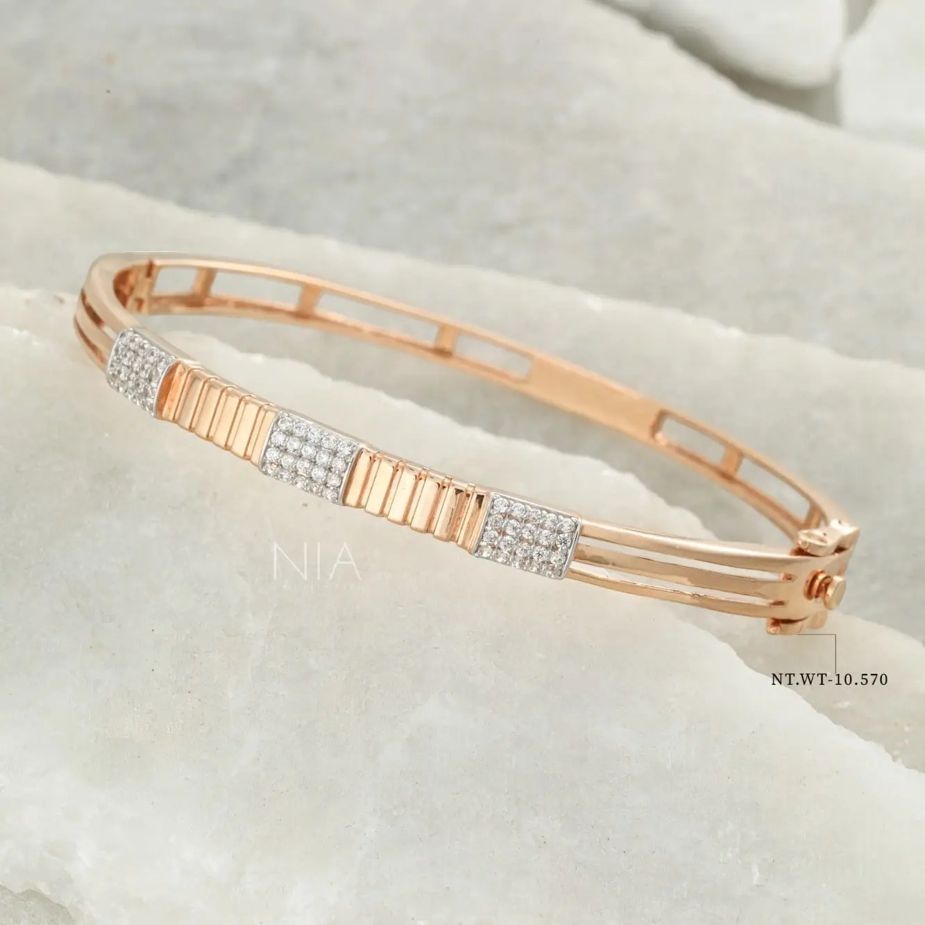 Ladies Kada 23