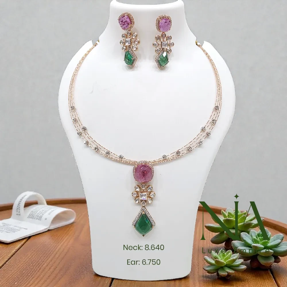 Mozzo Necklace 27