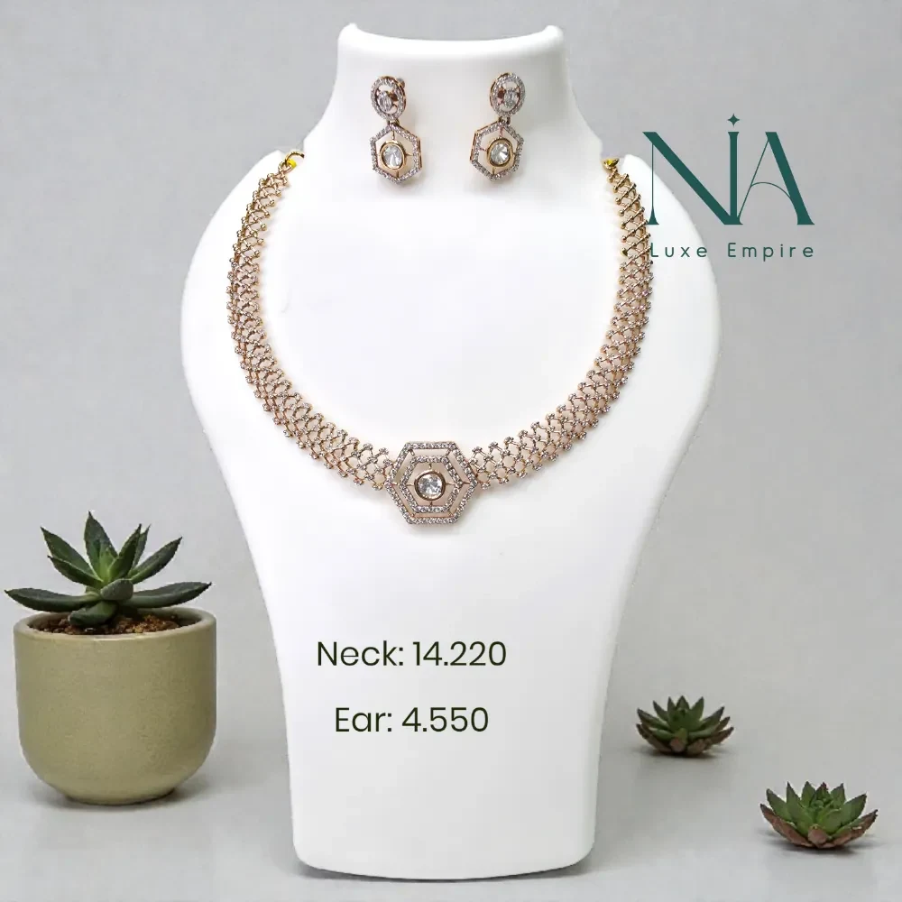 Mozzo Necklace 28