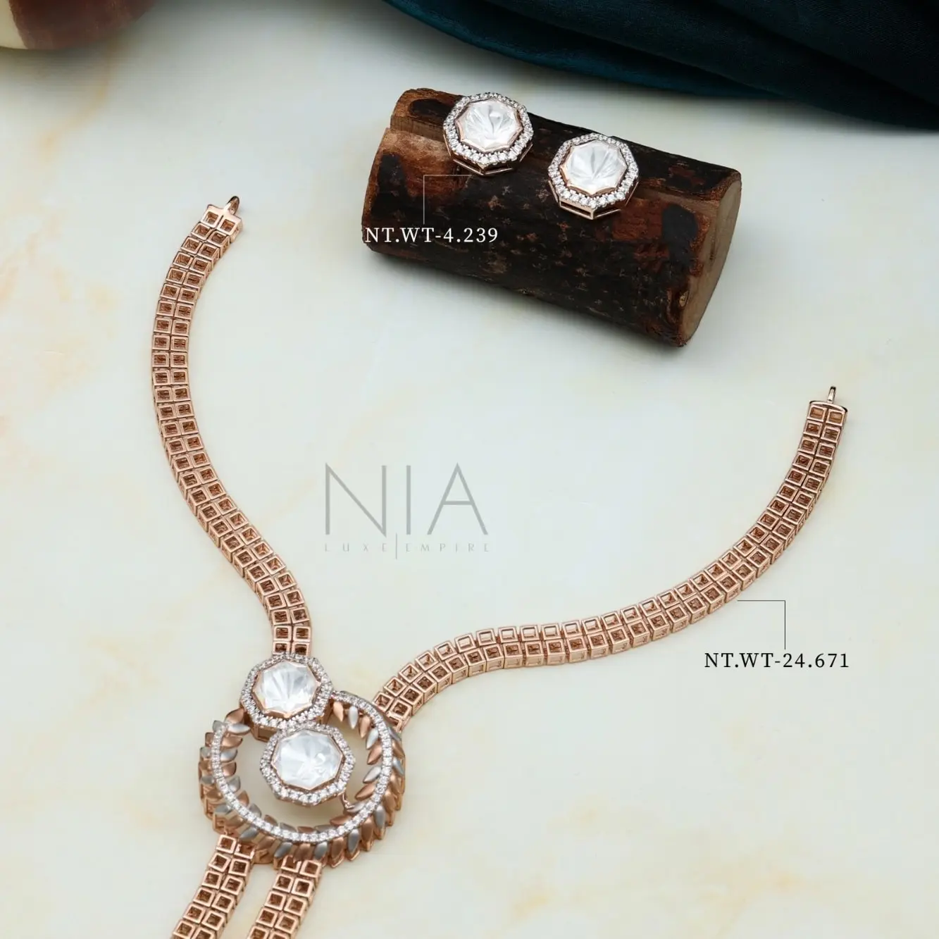 Mozzo Necklace 10