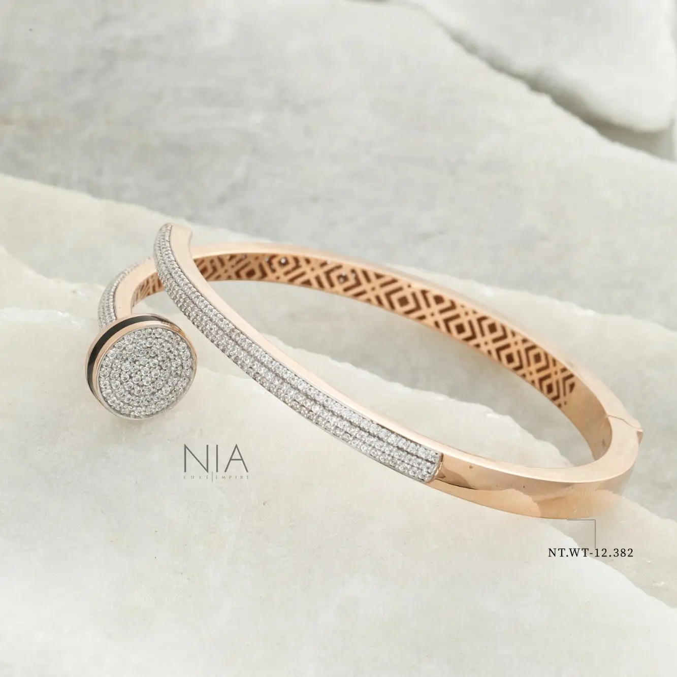 Ladies Kada 22