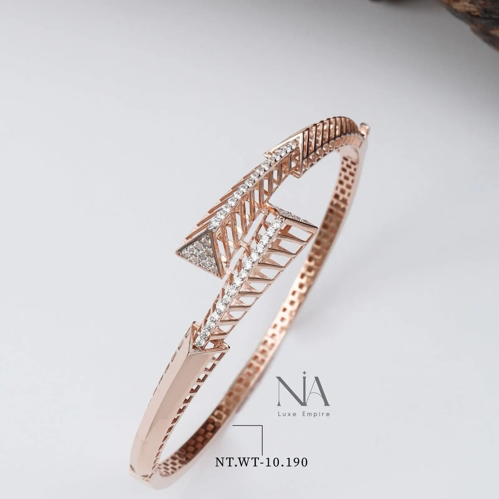 Ladies Kada 28