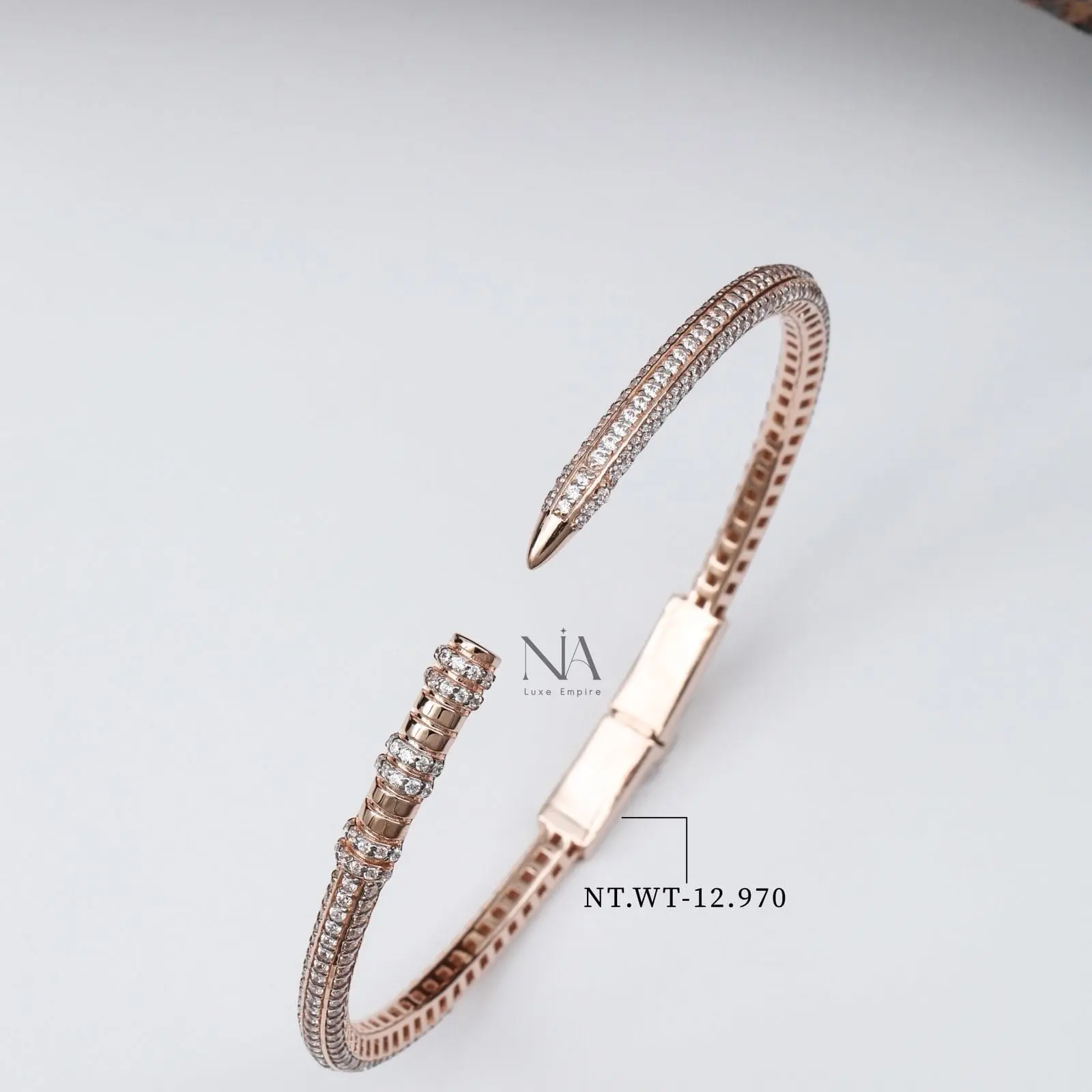Ladies Kada 32