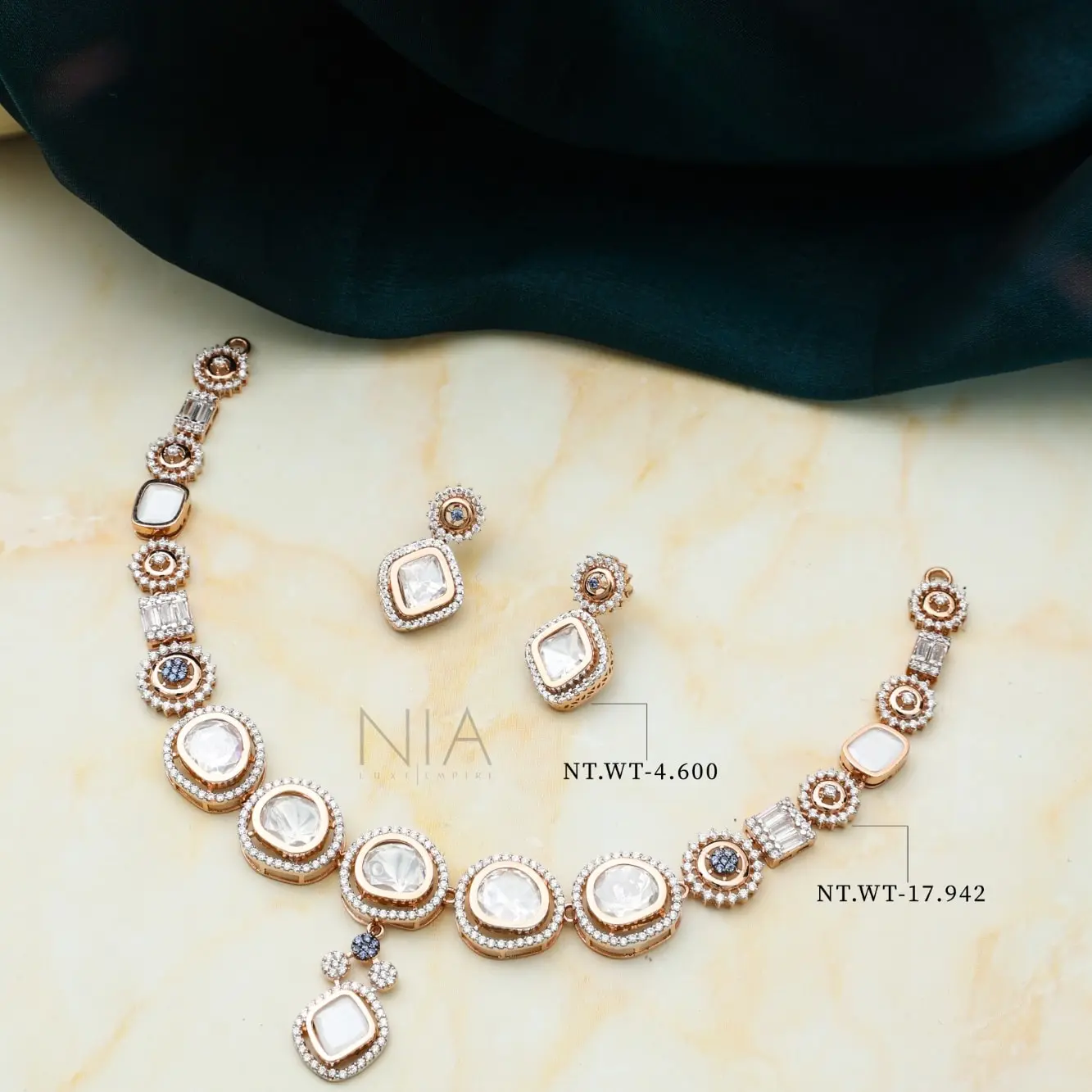 Mozzo Necklace 12