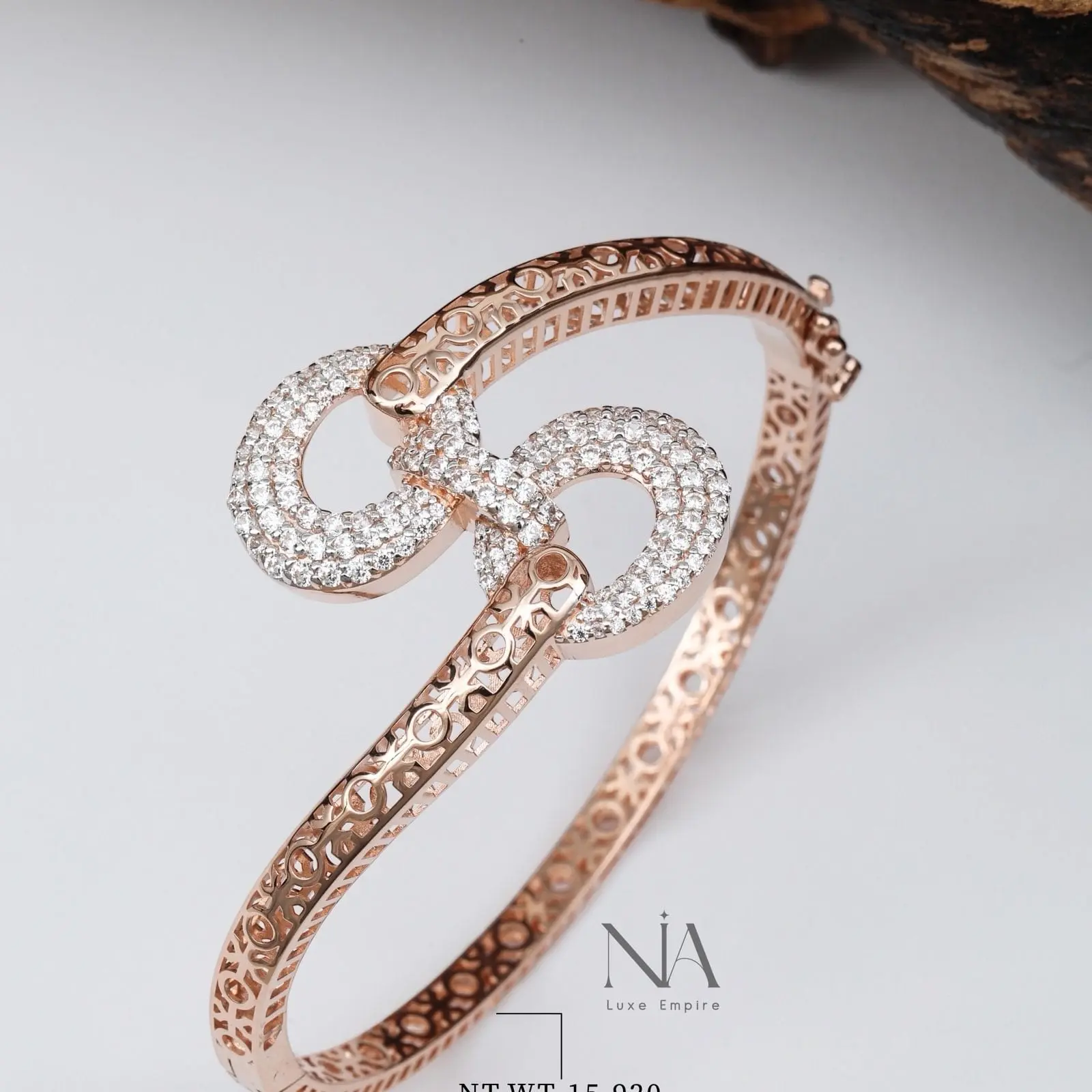 Ladies Kada 30