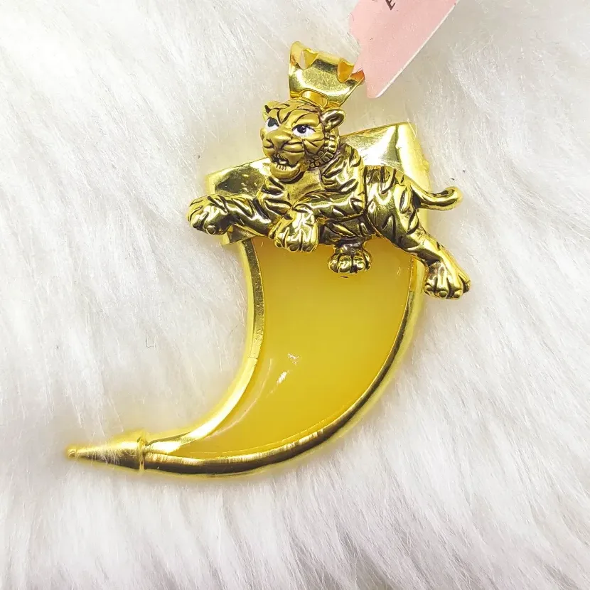 Lion Pendant