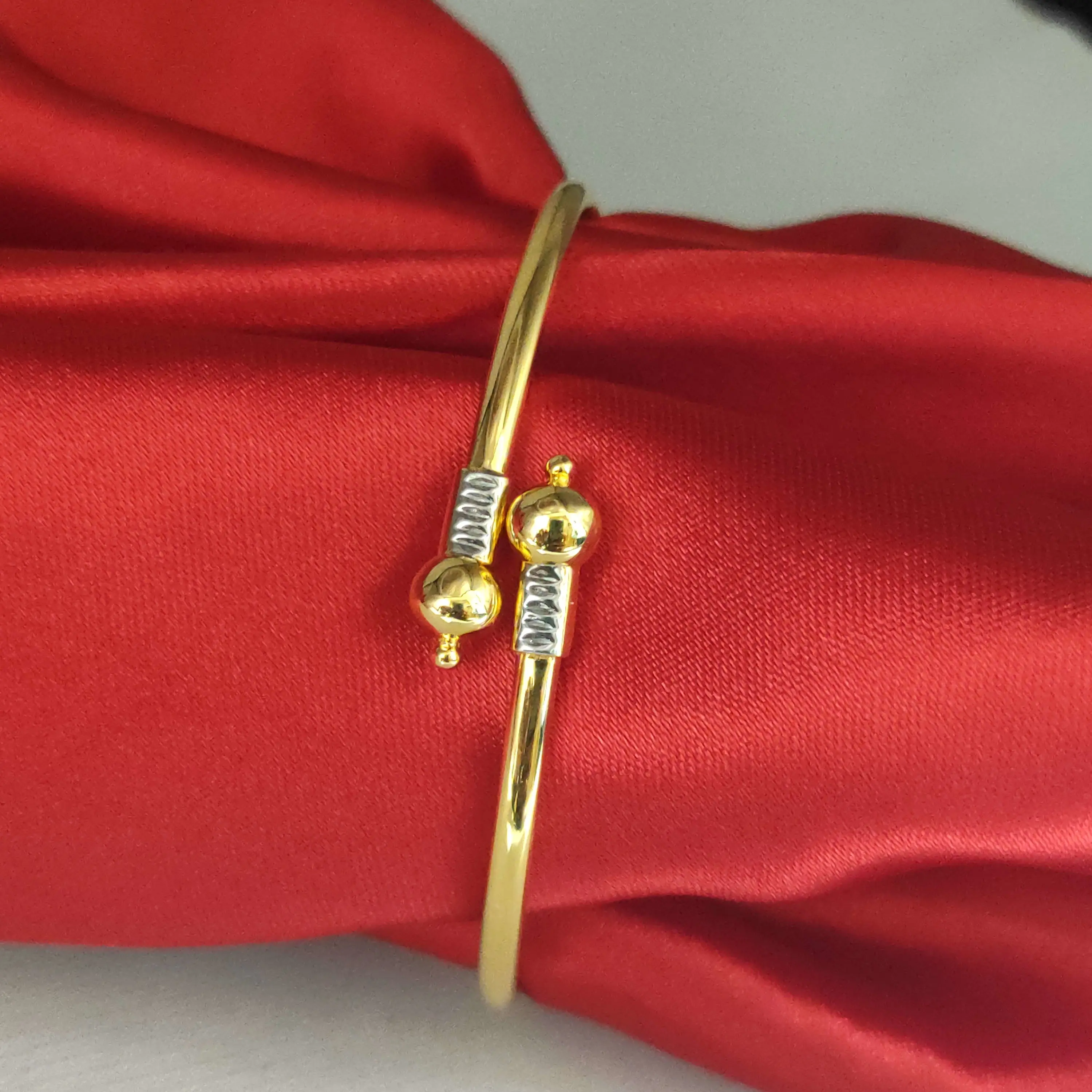 Ladies Flexible Kada