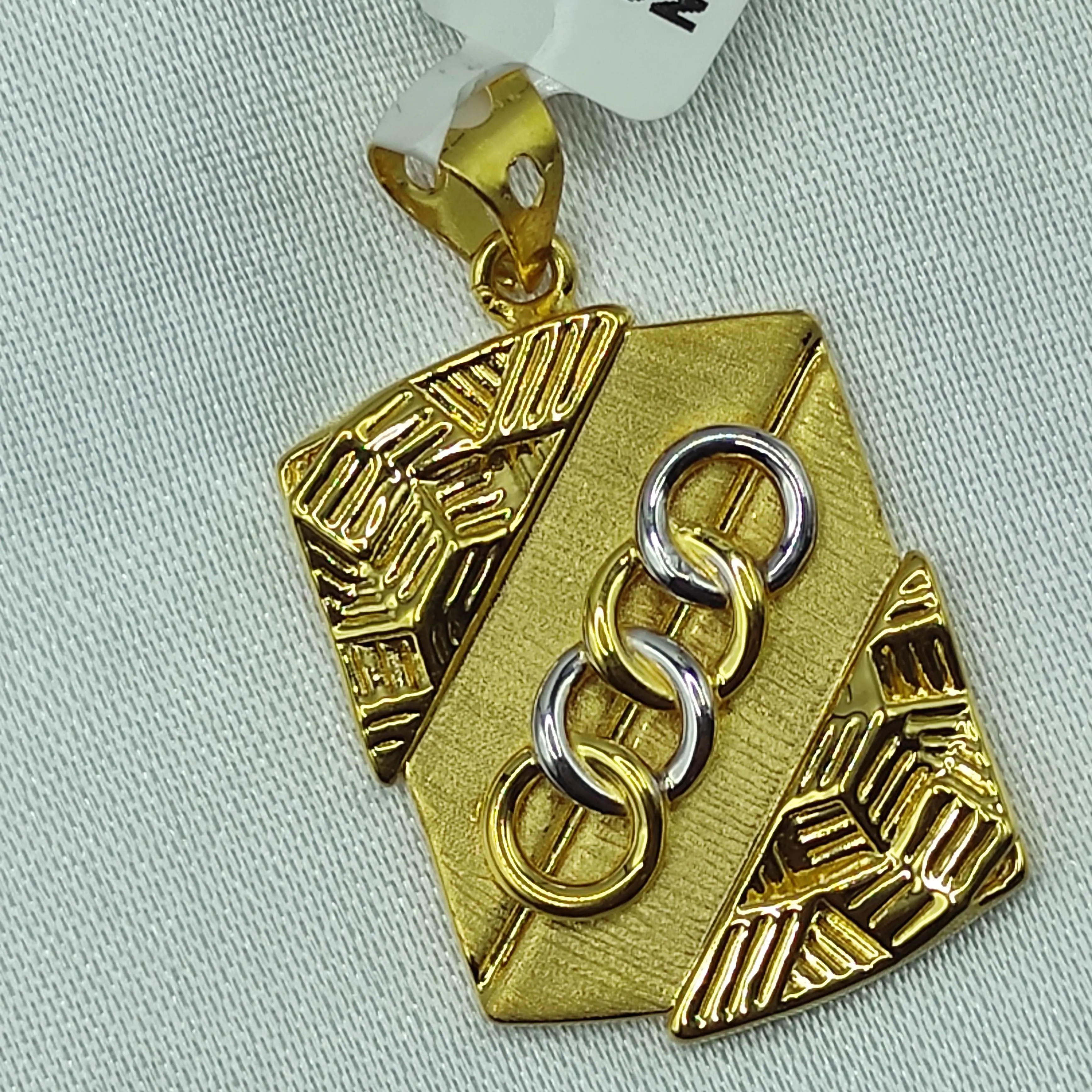 Audi Pendant