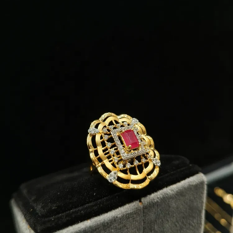 Ladies Ring