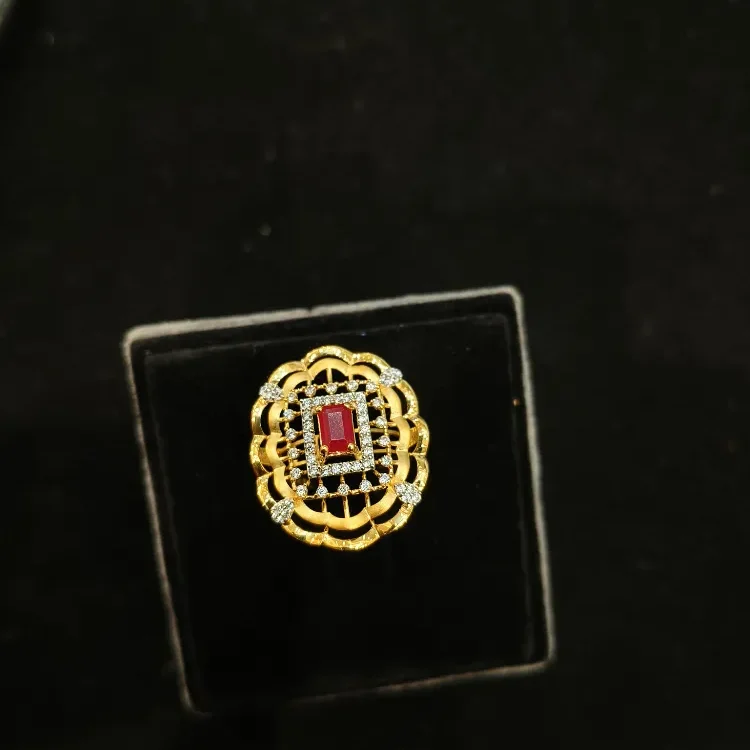 Ladies Ring