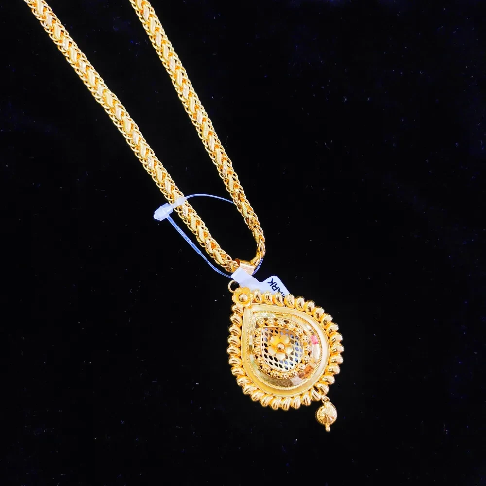 Chain With Pandants