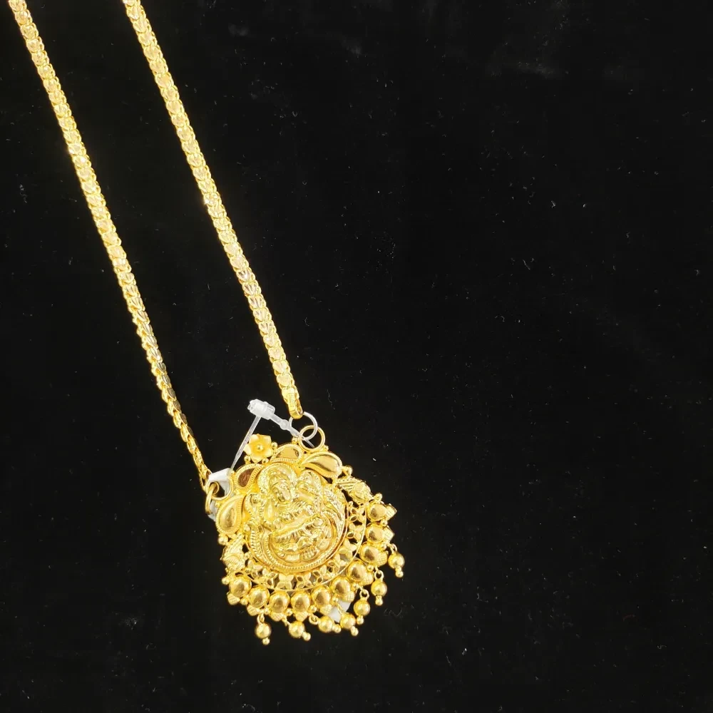 Chain With Pandants