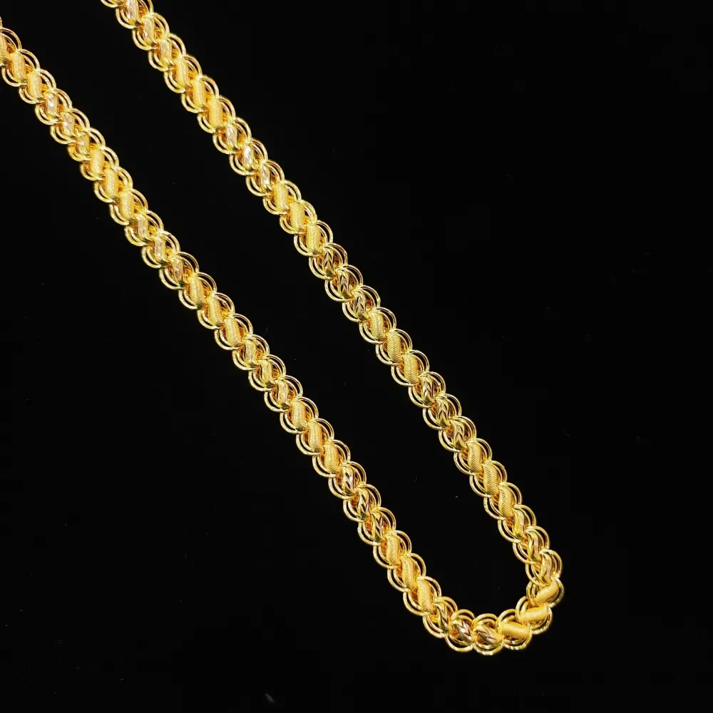 Lotus Chain Short