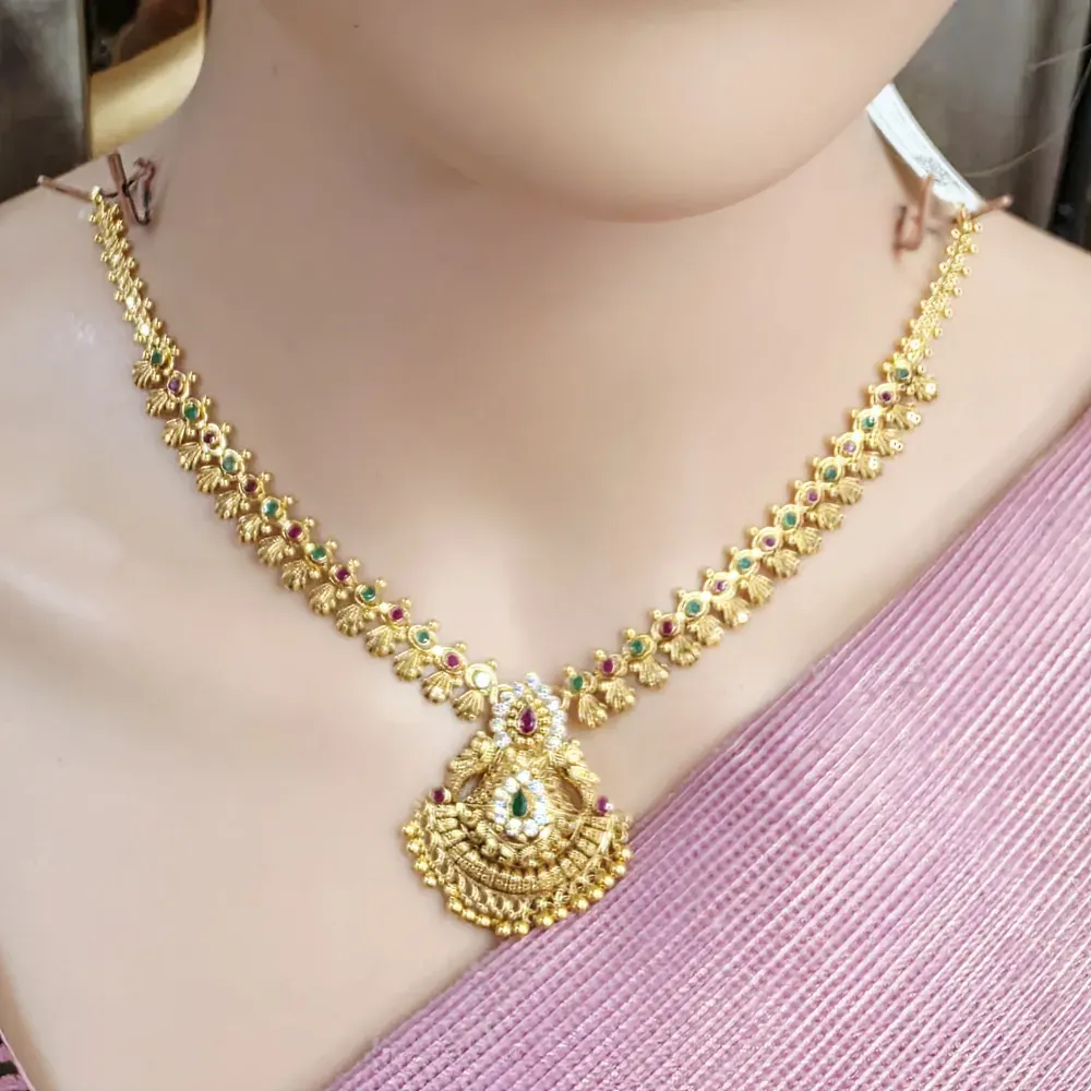 Mango necklace