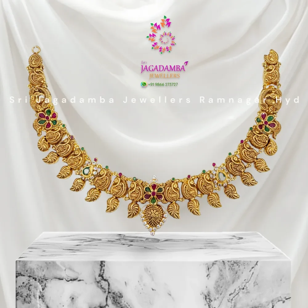 Mango necklace