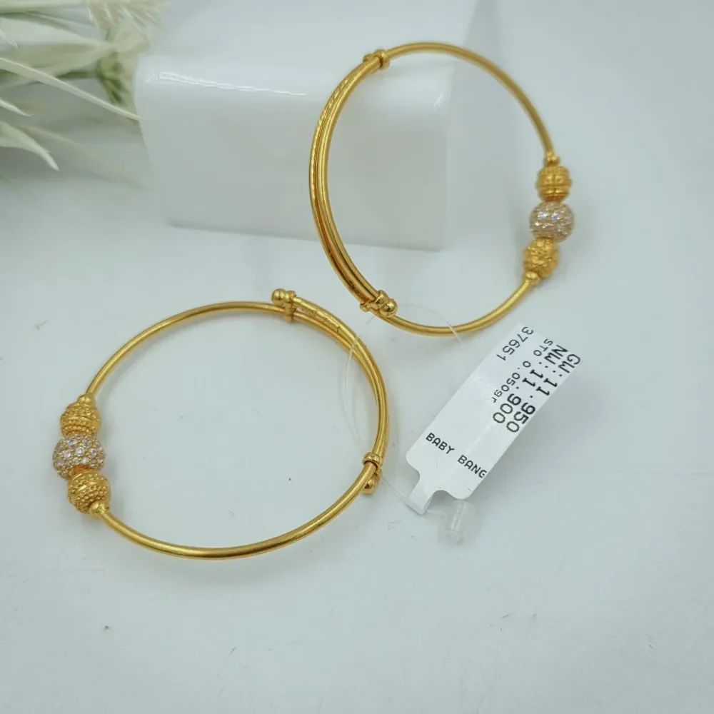 Ball baby bangle