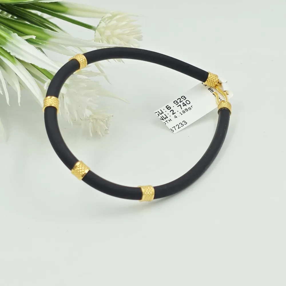 plain black belt